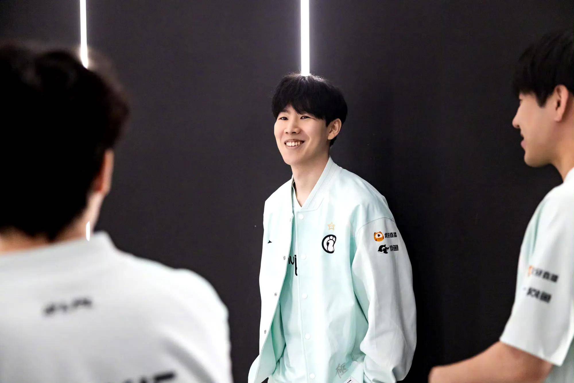 利物浦的两 利物浦的两