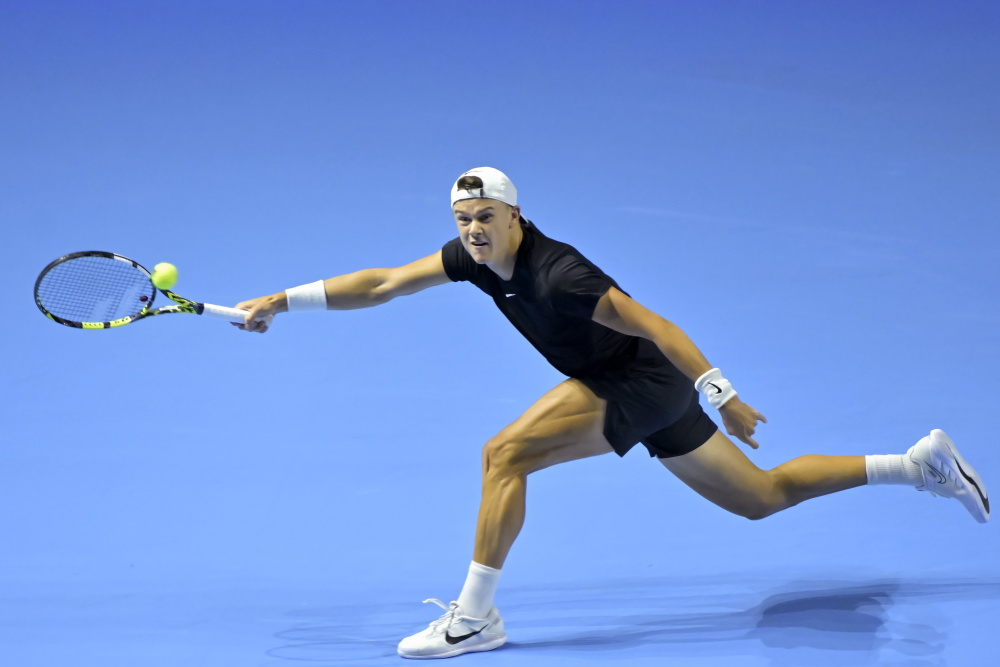 触碰了湖人 触碰了湖人