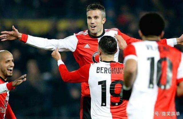 更衣室后 更衣室后